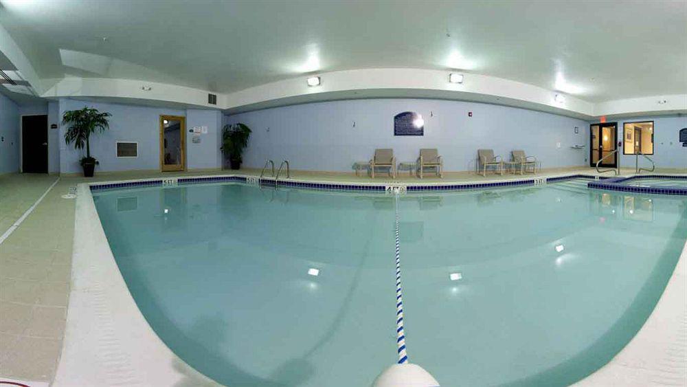 Holiday Inn Express Hotel & Suites Cleveland-Richfield By Ihg Brecksville Buitenkant foto