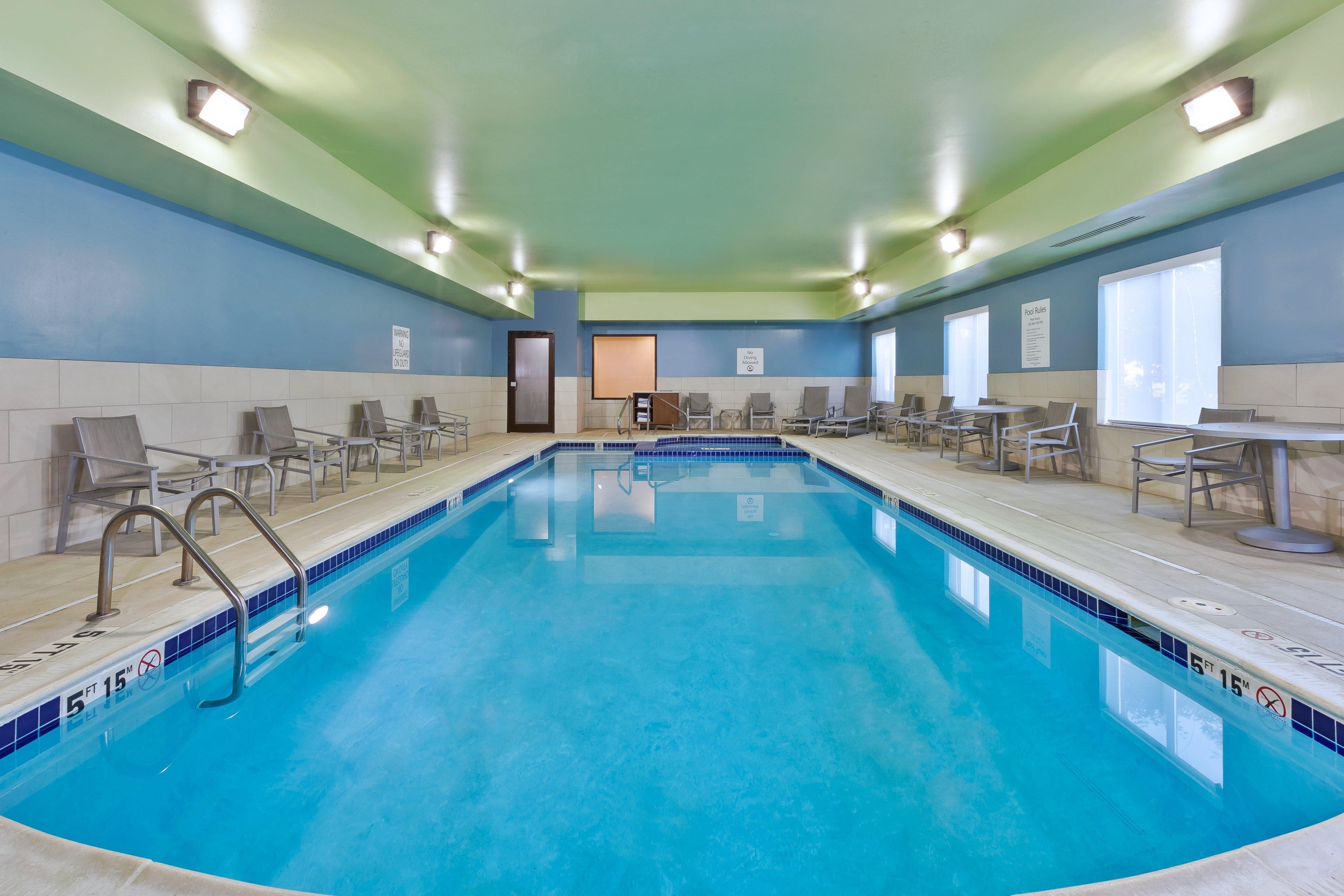 Holiday Inn Express Hotel & Suites Cleveland-Richfield By Ihg Brecksville Buitenkant foto