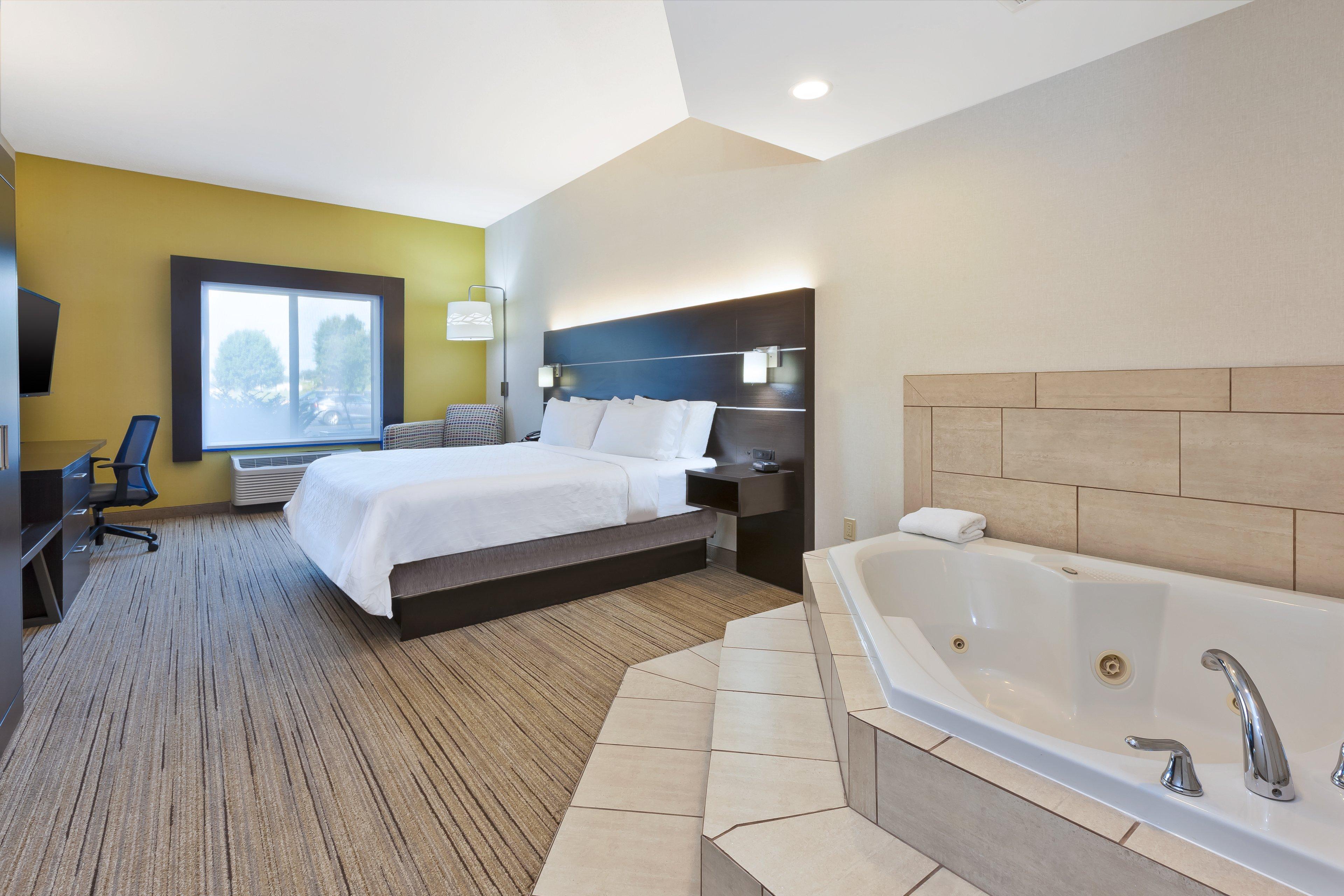 Holiday Inn Express Hotel & Suites Cleveland-Richfield By Ihg Brecksville Buitenkant foto